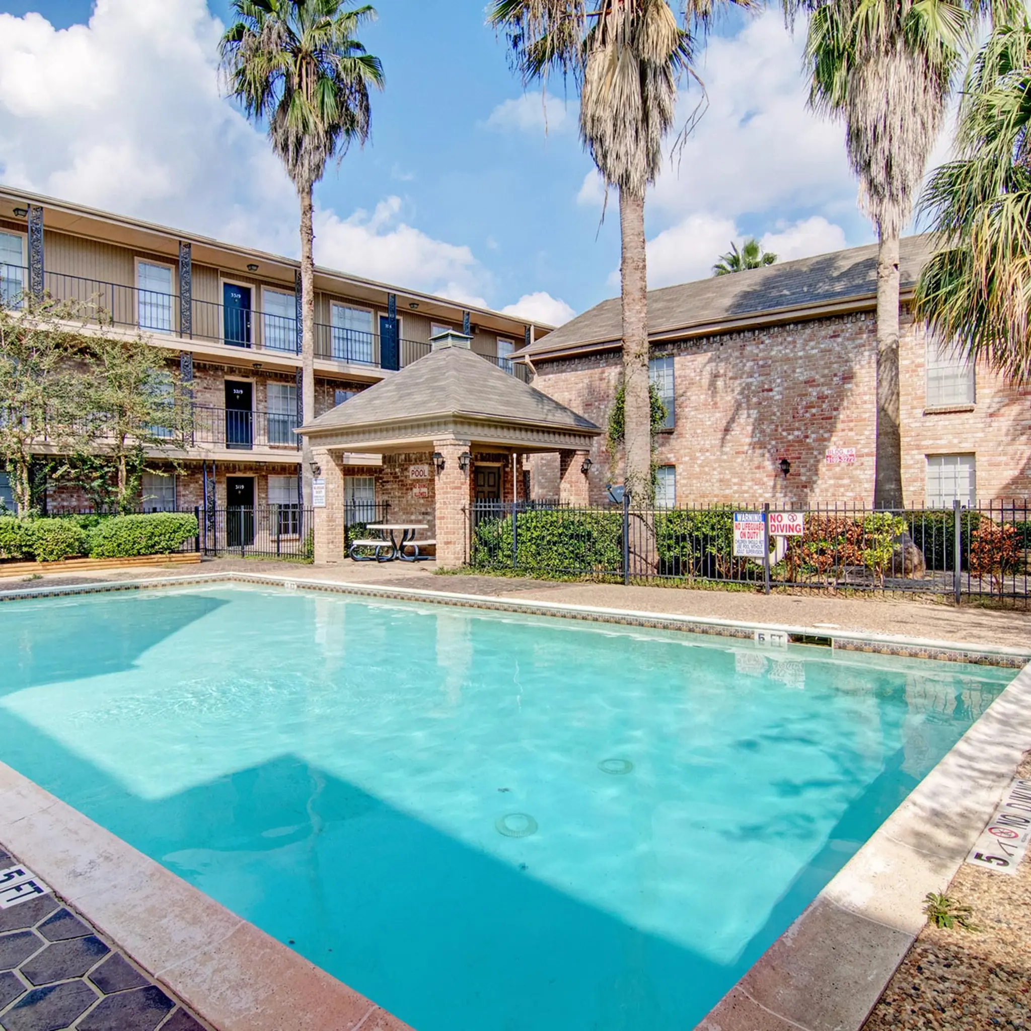 properties-the-verde-apartment-homes